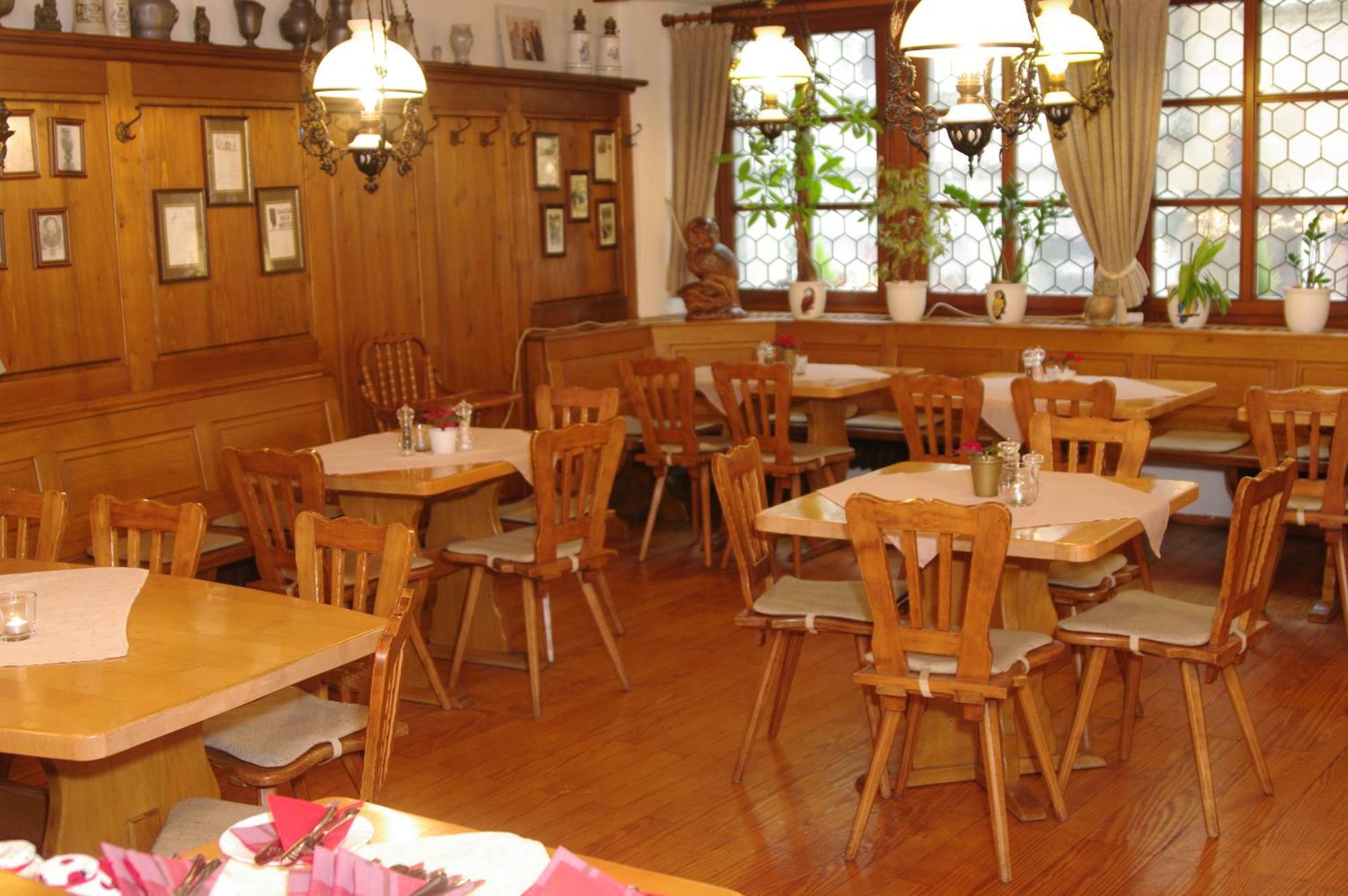 Gasthof Zum Kauzen Ochsenfurt Exterior foto