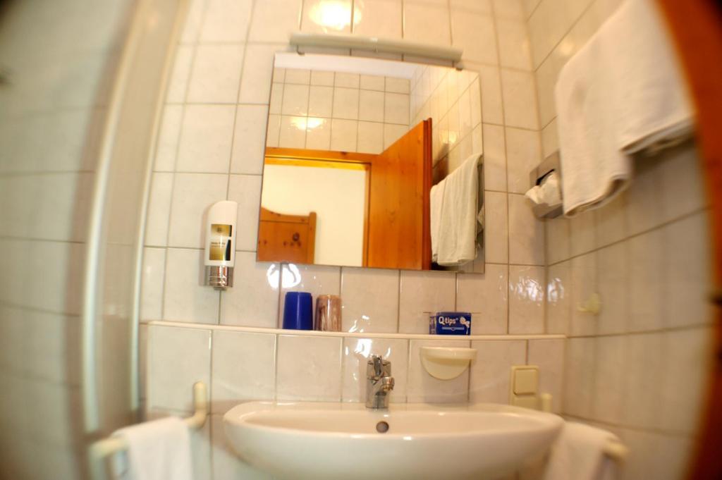 Gasthof Zum Kauzen Ochsenfurt Quarto foto